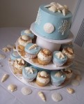cup-cake-beach-wedding-cakes